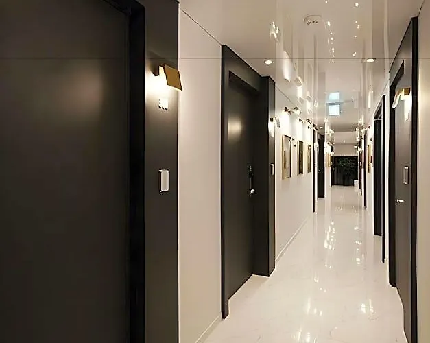 The Gray Hotel 3*